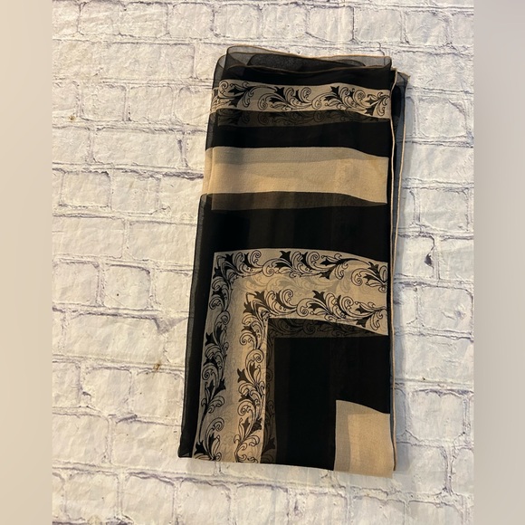 VINTAGE ALL SICK HAND SCREEN PRINT HAND ROLLED SHEER BLACK/BEIGE SQUARE SCARF - Picture 7 of 7